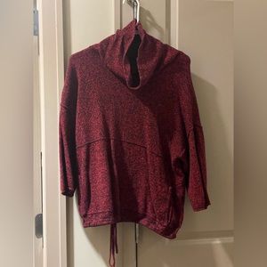 Red 3/4 sleeve turtleneck top